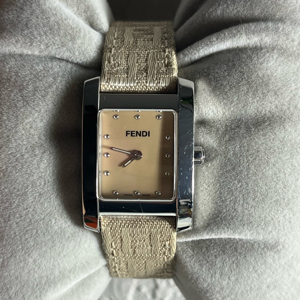 FENDI 7000L NUDE CANVAS LADIES WATCH